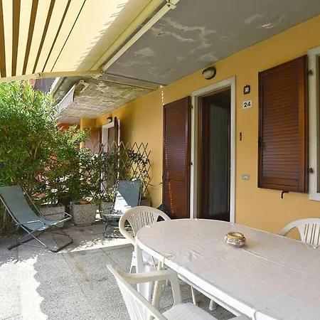 アパート Charming In Pacengo, Garden View, 60 Sqm