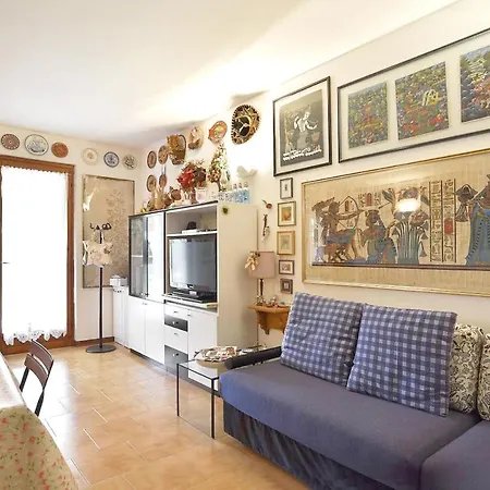 Apartamento Charming In Pacengo, Garden View, 60 Sqm