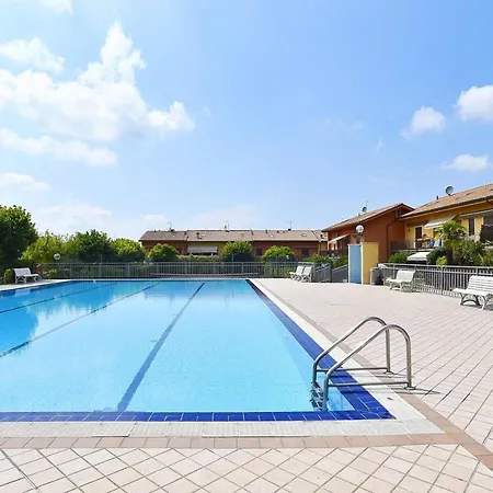 Charming In Pacengo, Garden View, 60 Sqm Apartamento
