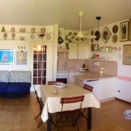 Charming In Pacengo, Garden View, 60 Sqm Apartamento *