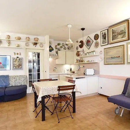 Διαμέρισμα Charming In Pacengo, Garden View, 60 Sqm Pacengo Di Lazise