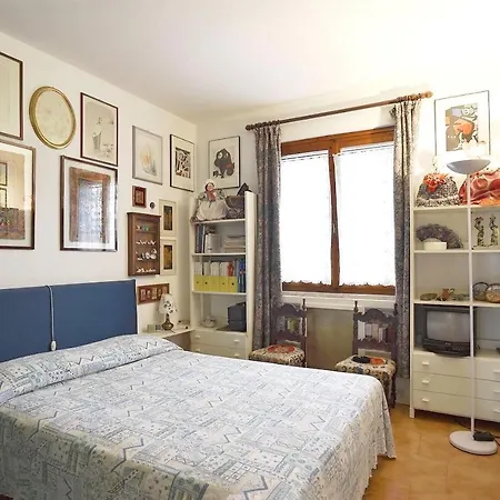 Apartmán Charming In Pacengo, Garden View, 60 Sqm