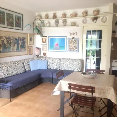 Charming In Pacengo, Garden View, 60 Sqm *