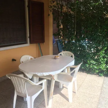 Charming In Pacengo, Garden View, 60 Sqm Apartmán Pacengo Di Lazise