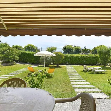 Charming In Pacengo, Garden View, 60 Sqm Apartmán *
