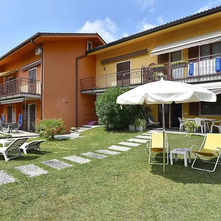 Charming In Pacengo, Garden View, 60 Sqm Apartment Pacengo Di Lazise