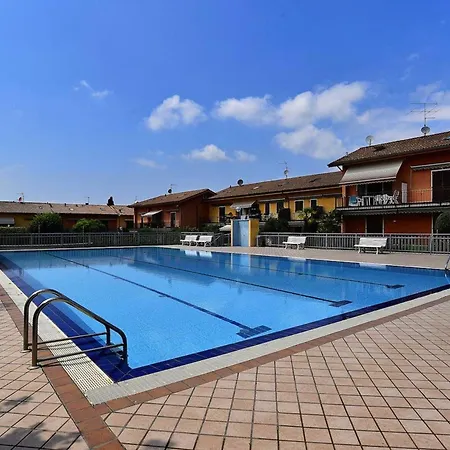 Charming In Pacengo, Garden View, 60 Sqm * Pacengo Di Lazise