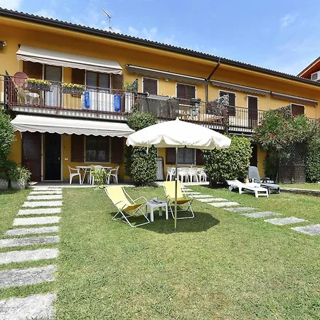 Charming In Pacengo, Garden View, 60 Sqm *