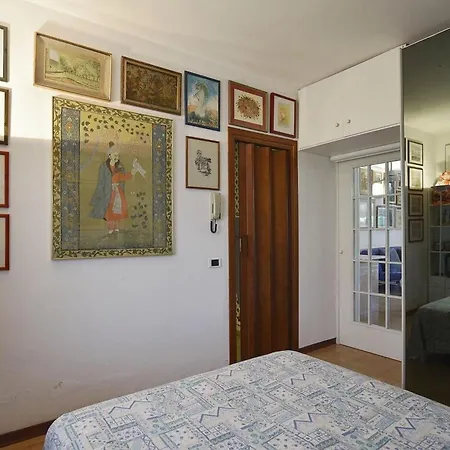 Charming In Pacengo, Garden View, 60 Sqm Apartment
