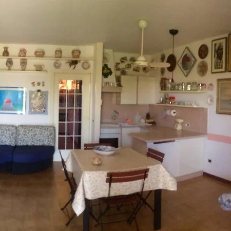 Apartment Charming In Pacengo, Garden View, 60 Sqm *