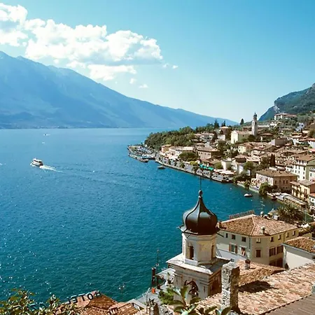 Charming In Pacengo, Garden View, 60 Sqm Apartment Pacengo Di Lazise