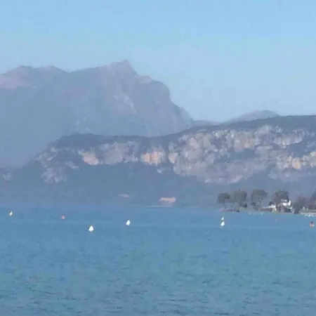 Apartment Charming In Pacengo, Garden View, 60 Sqm Pacengo Di Lazise